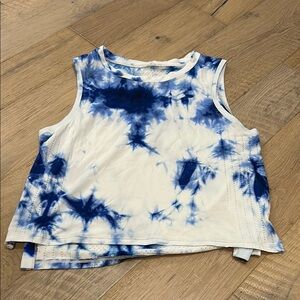 Lululemon Train to Be Tank